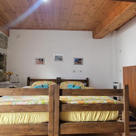 Guest House Mangalem Berat Kültér fotó