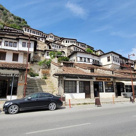 Guest House Mangalem Berat Kültér fotó