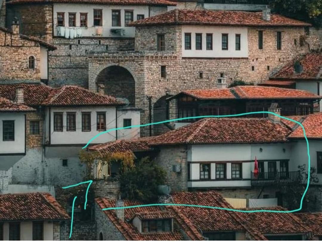 Guest House Mangalem Berat Kültér fotó
