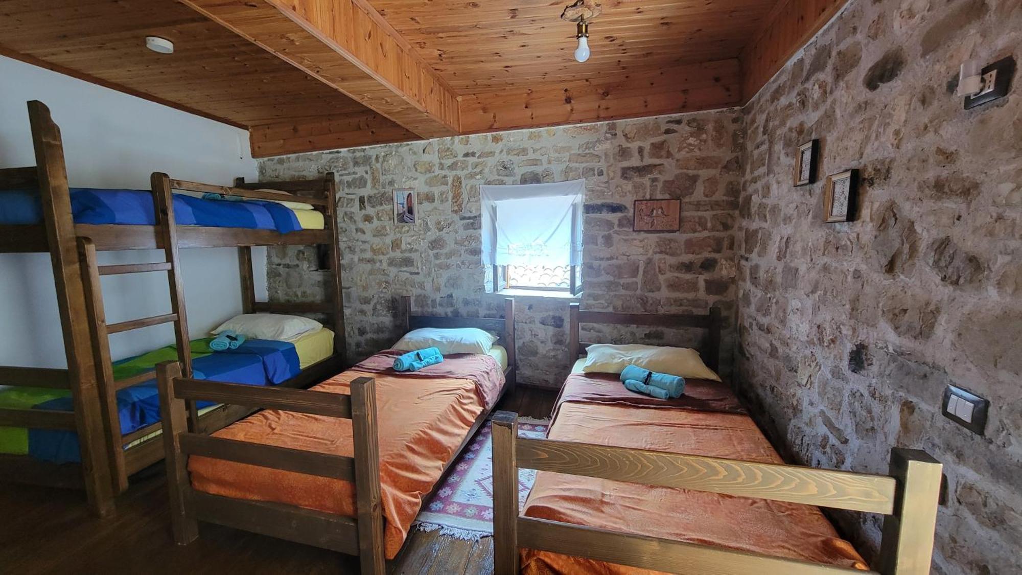 Guest House Mangalem Berat Kültér fotó