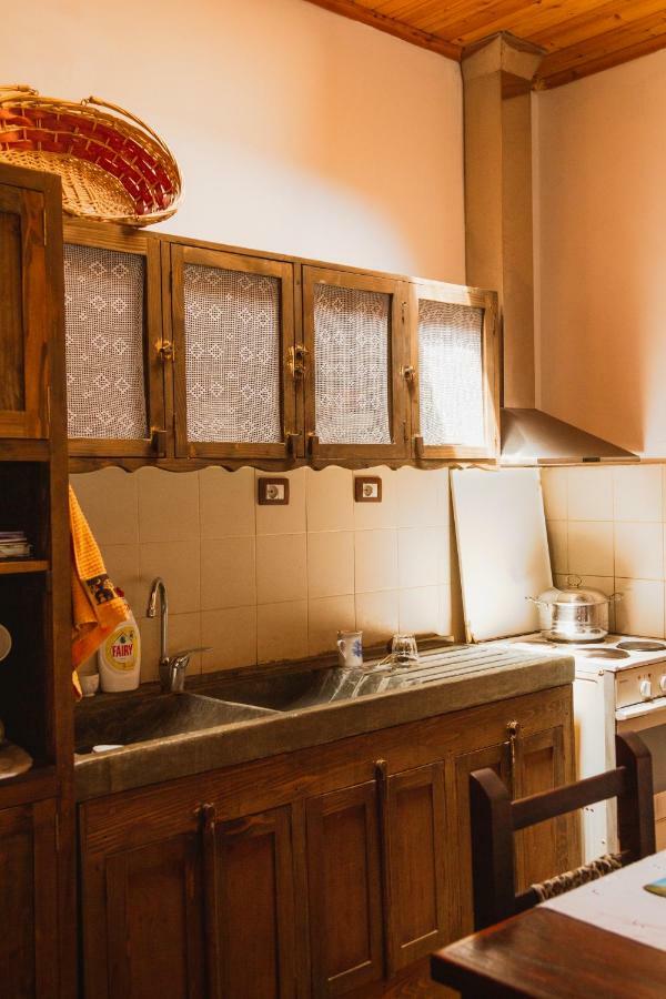 Guest House Mangalem Berat Kültér fotó